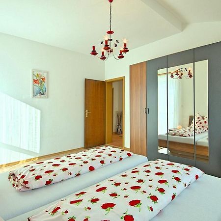 App Rosi Apartment โปเรช ภายนอก รูปภาพ
