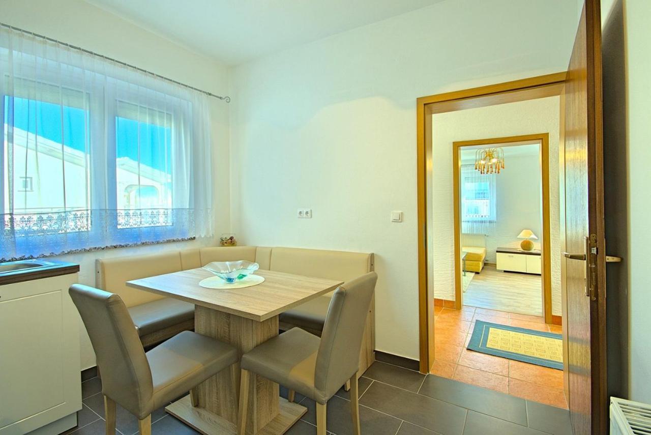 App Rosi Apartment โปเรช ภายนอก รูปภาพ