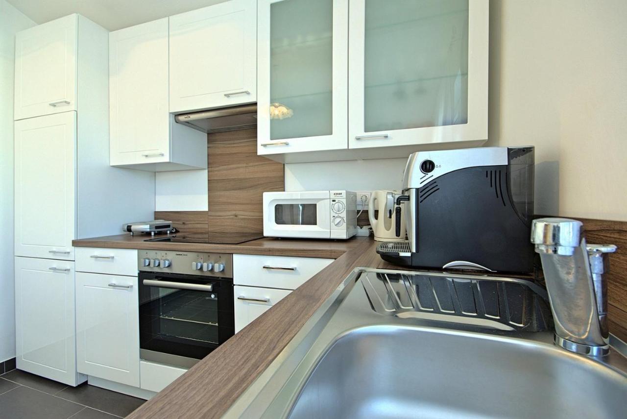 App Rosi Apartment โปเรช ภายนอก รูปภาพ