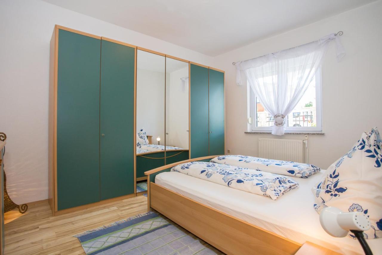 App Rosi Apartment โปเรช ภายนอก รูปภาพ