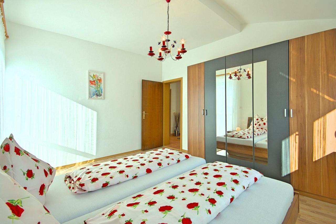 App Rosi Apartment โปเรช ภายนอก รูปภาพ